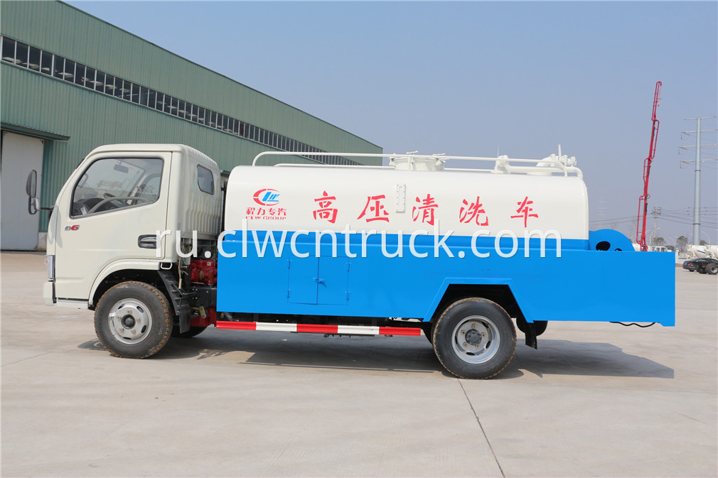 drain cleaning truck 2